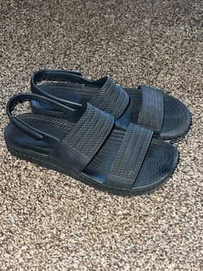 Reef Water Vista Sandal SZ 6